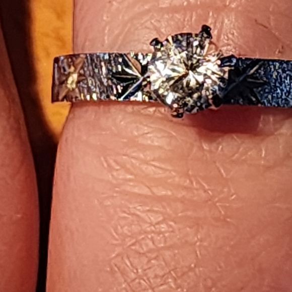 14k, platinum and rhodium diamond ring - Picture 6 of 10